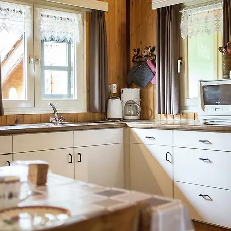 Luxurious Chalet In Oud Turnhout With Large Garden * Oud-Turnhout